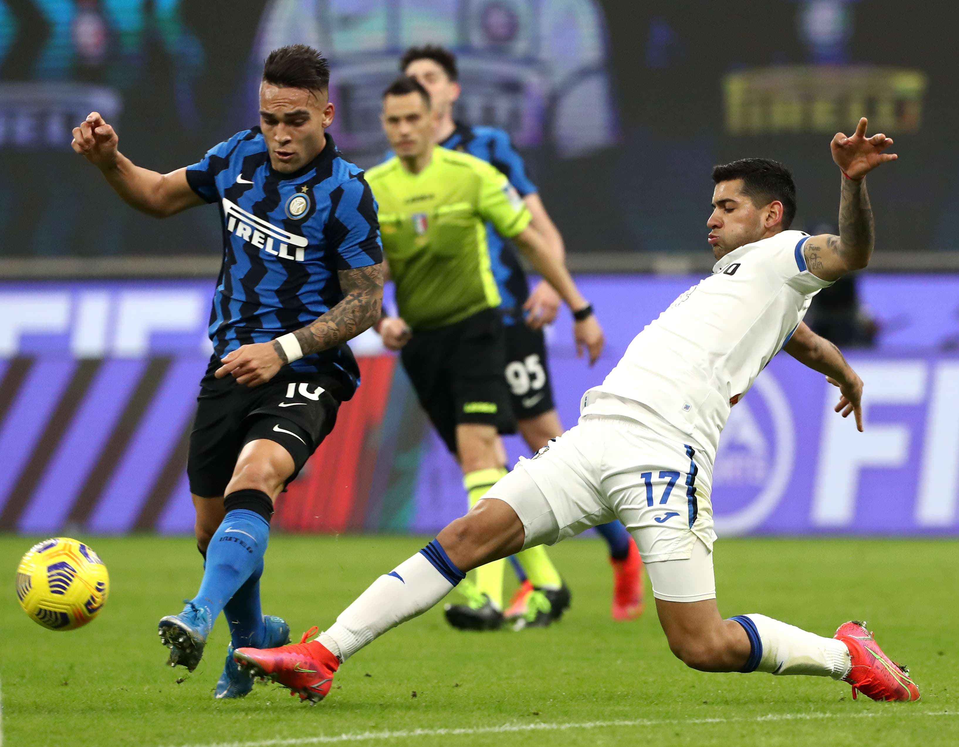 What is holding up Cristian Romero’s Tottenham exit to Inter Milan