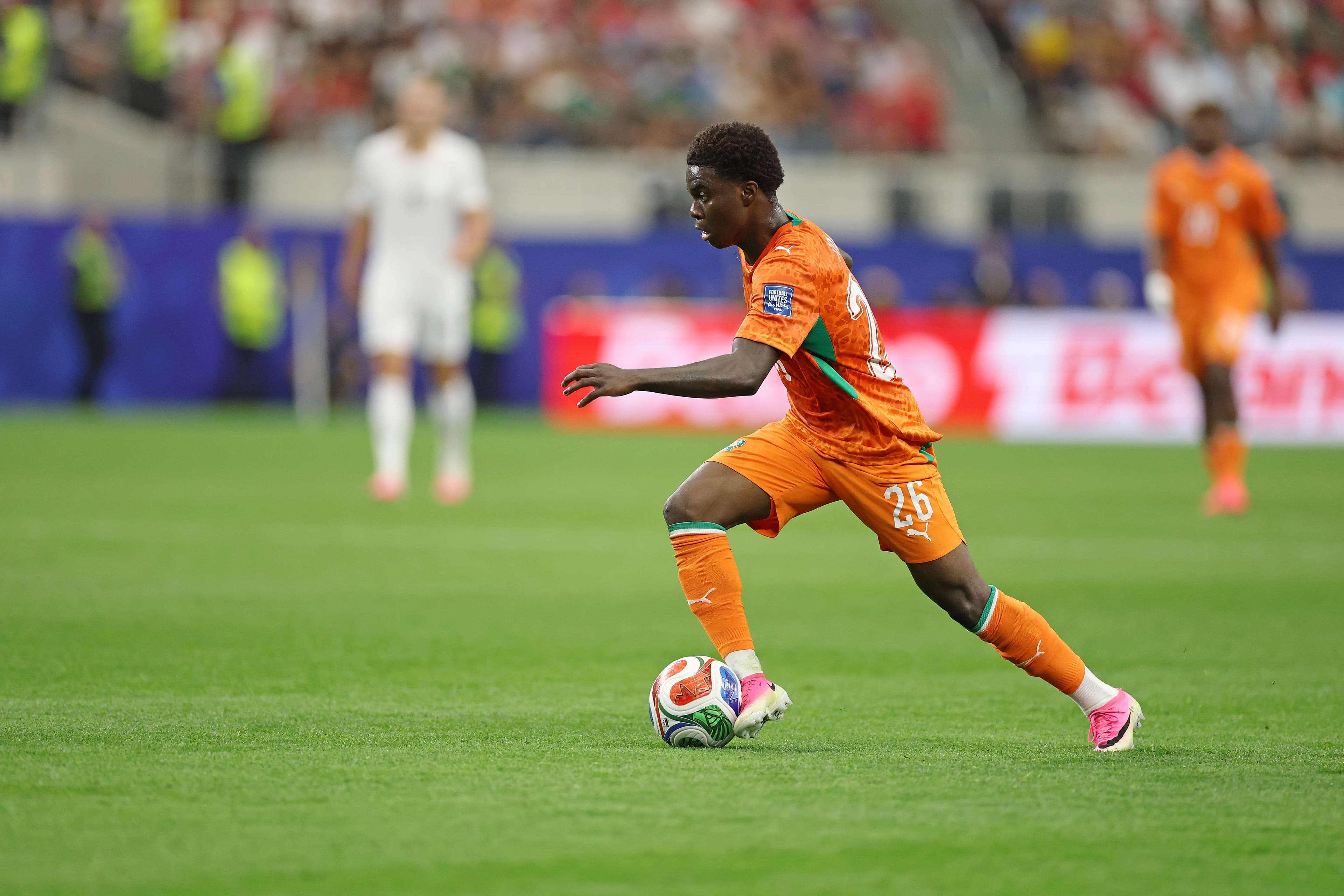 Extraordinary suggestions of kidnapping as Fiorentina sign Christ Oulai