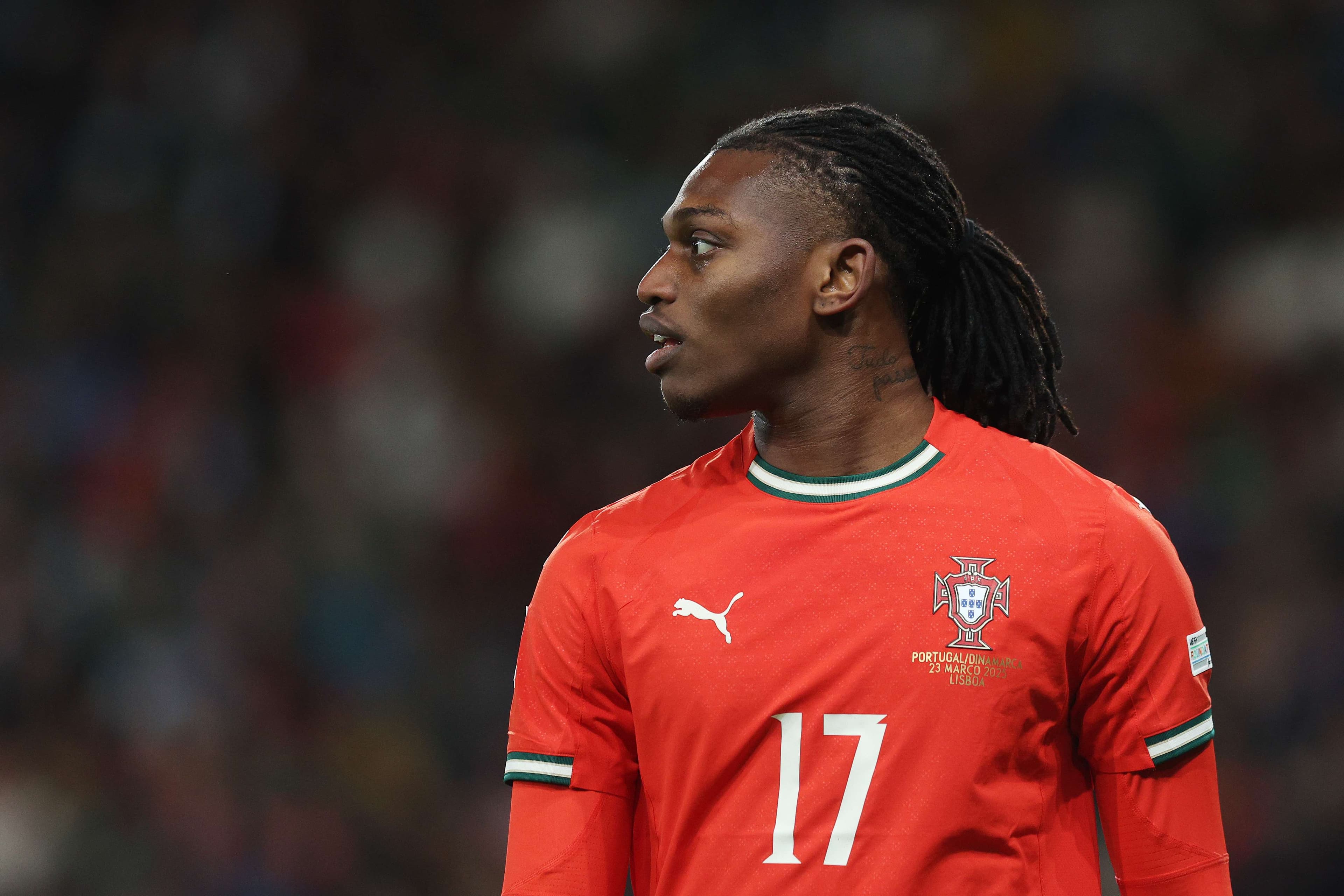 Fenerbahce set for meeting with Milan’s Rafael Leao, player still unsure