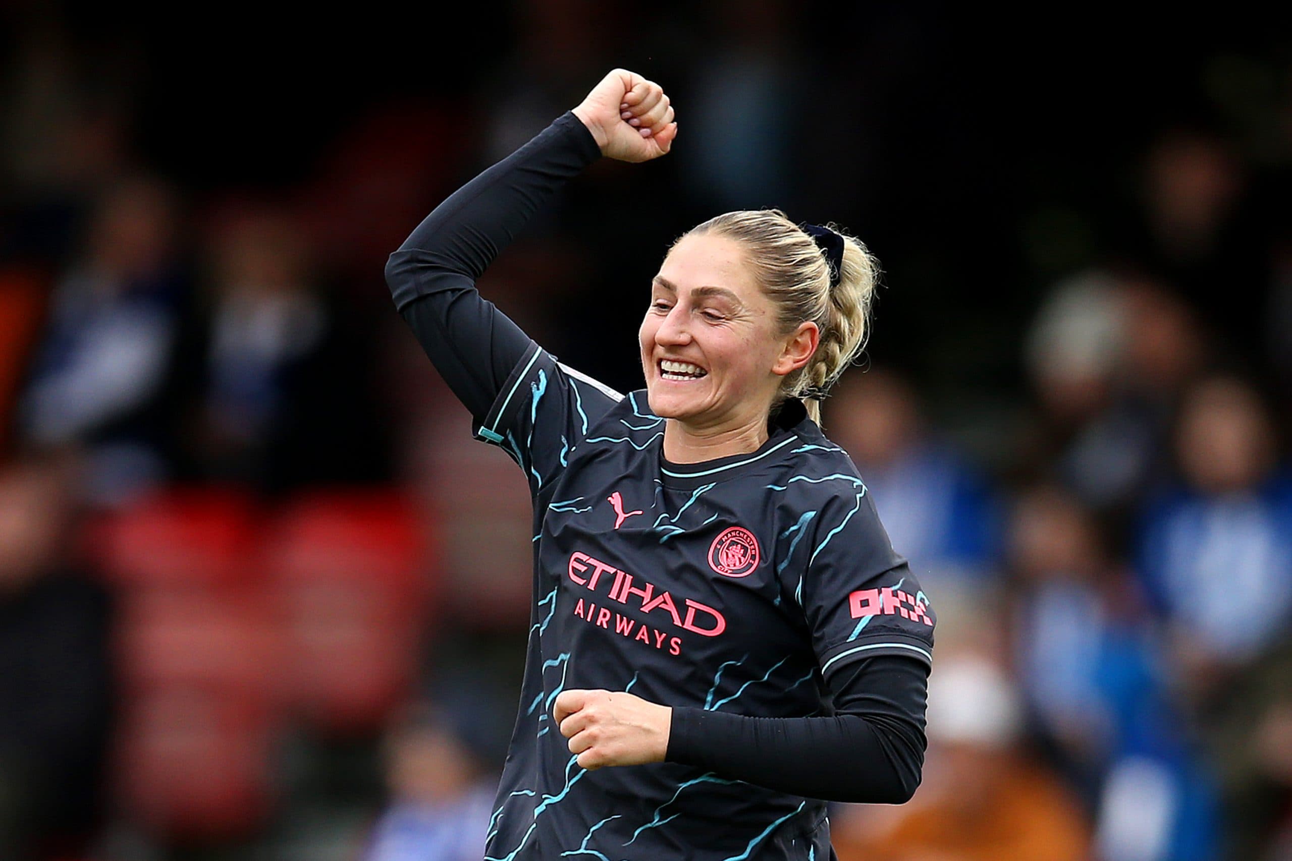 Man City star Laura Coombs to retire at the end of the season