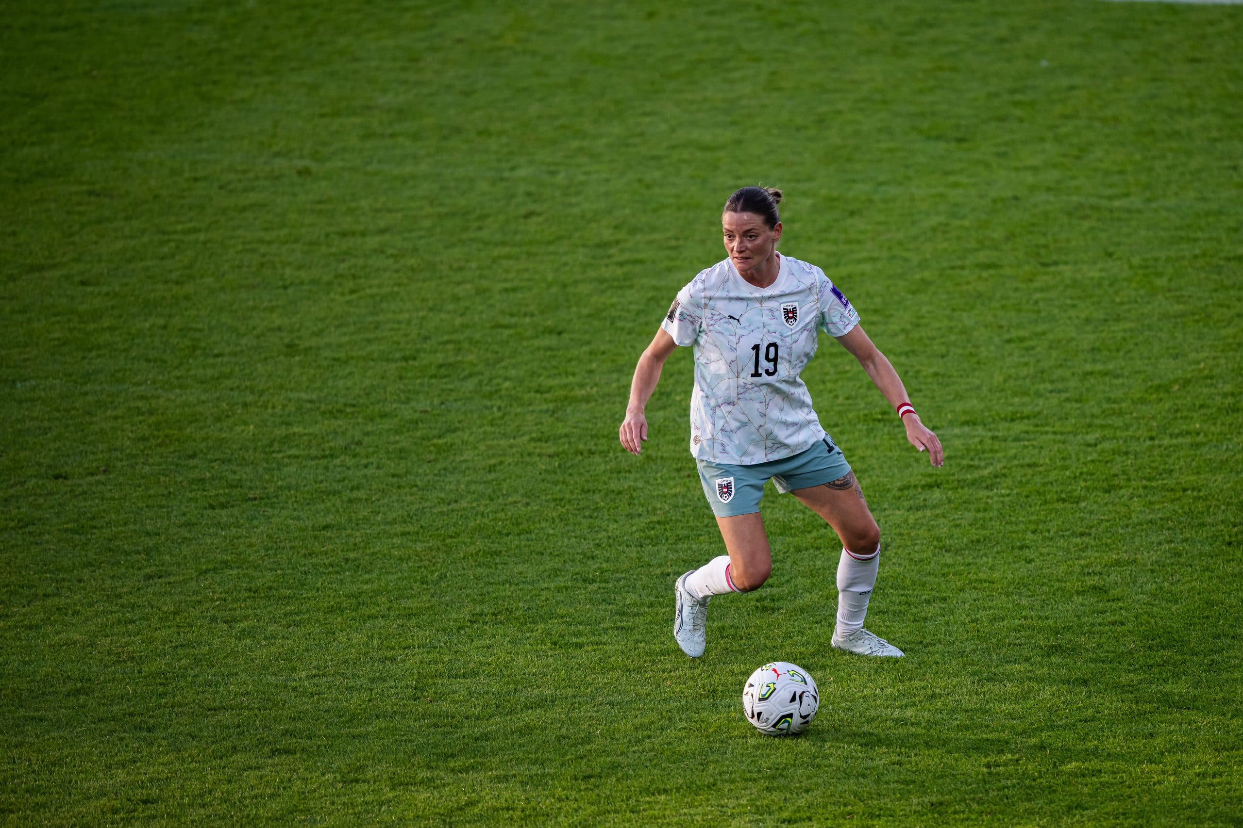 ÖFB Frauen Bundesliga: FK Austria Wien sign legend Verena Hanshaw from WSL side West Ham