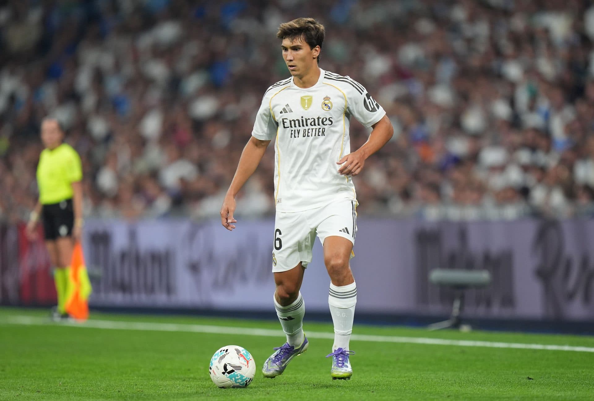 Fulham open talks for Real Madrid forward as Mourinho leaves final decision to the player