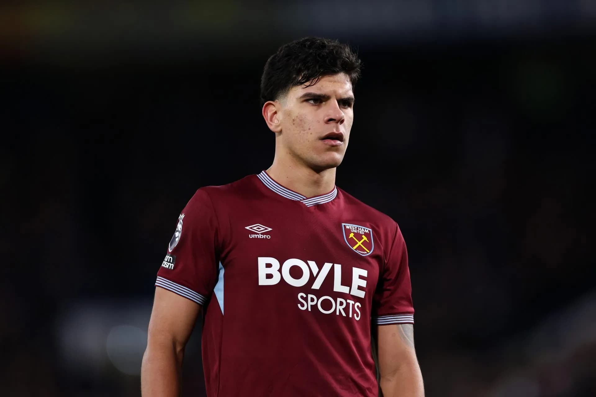 Real Madrid falling behind as Manchester United agree personal terms with Mourinho-backed target