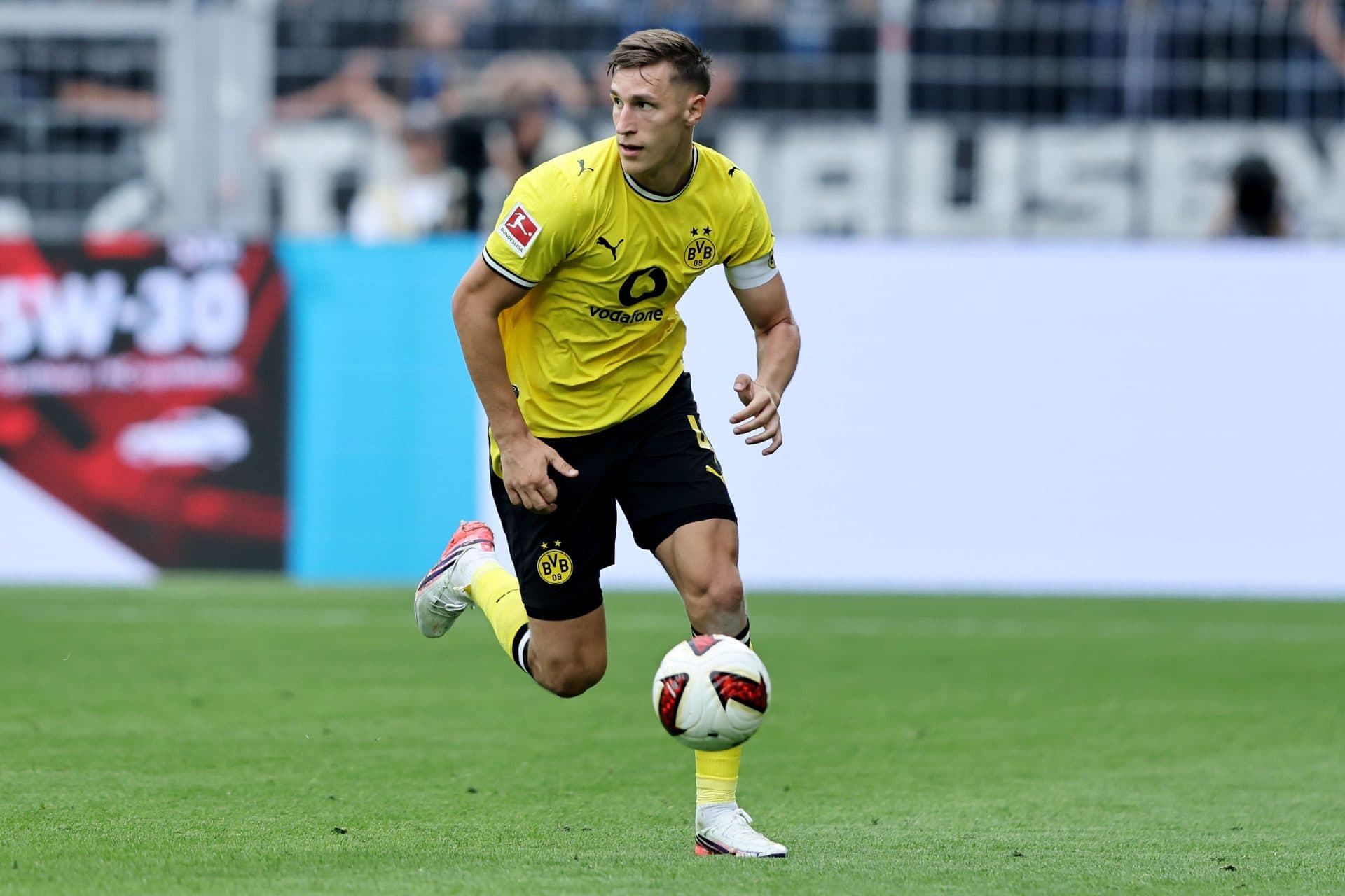 Bundesliga defensive ace back on Real Madrid’s radar; player available for €60 million