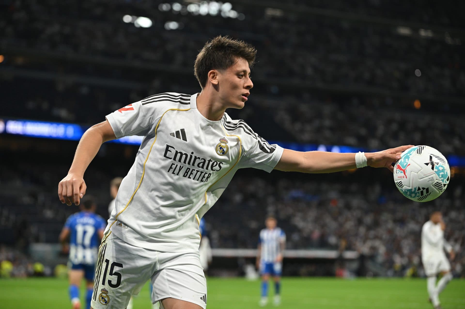 Real Madrid midfield gem back in training after one month out with injury