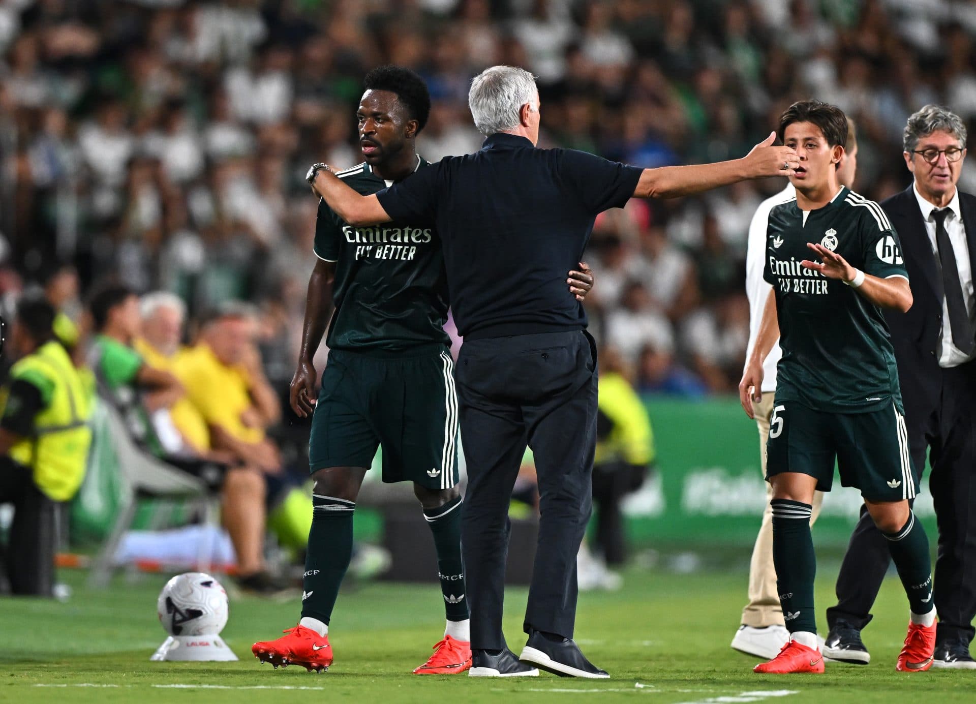 Journalist warns Real Madrid superstar could be dropped as summer signing emerges as serious alternative