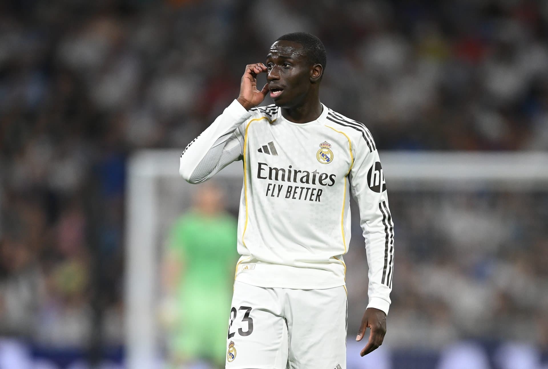 Real Madrid face sticky situation with injury-prone defender amid mystery around contract