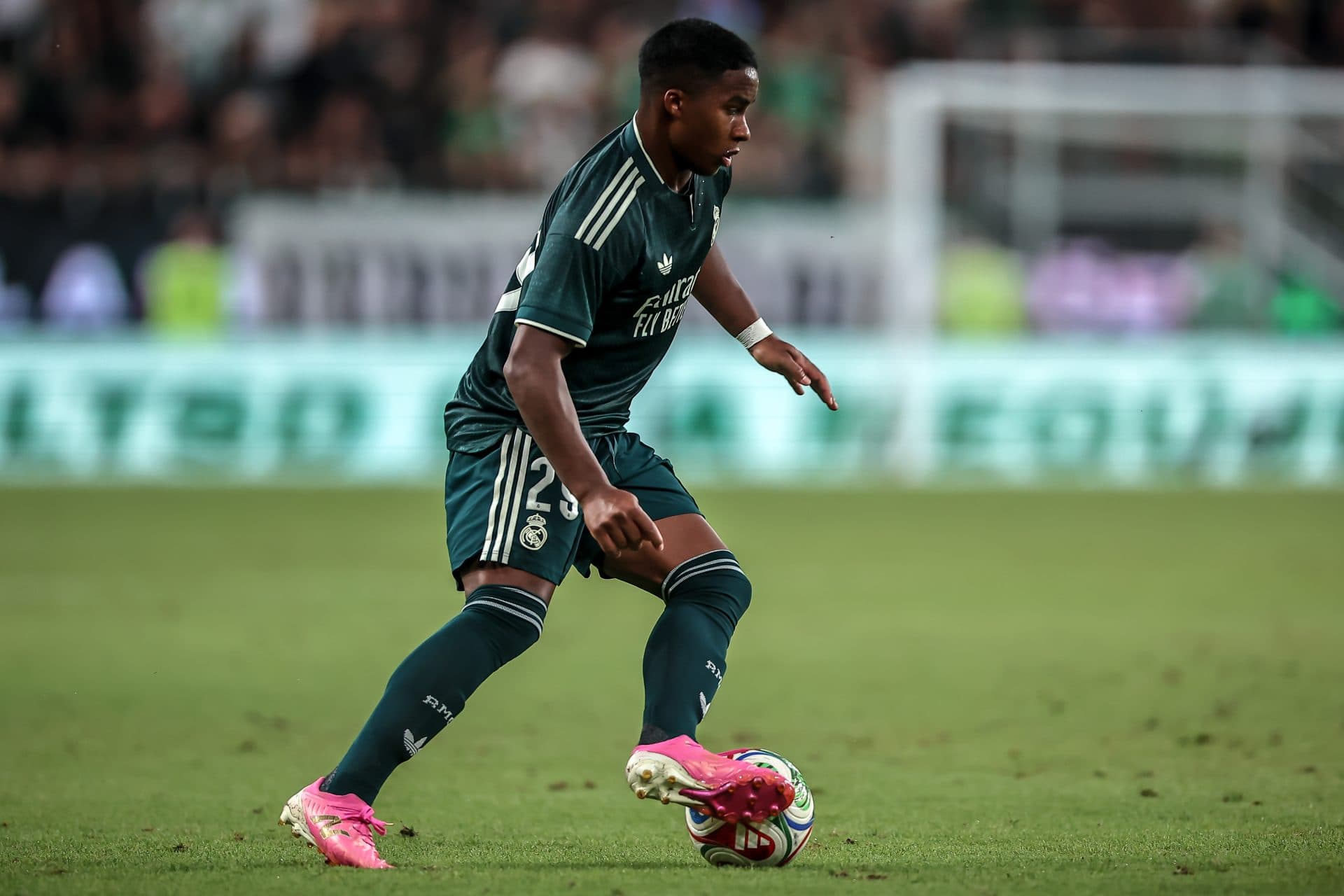 Just in: Real Madrid forward set to miss Schalke friendly due to muscle overload