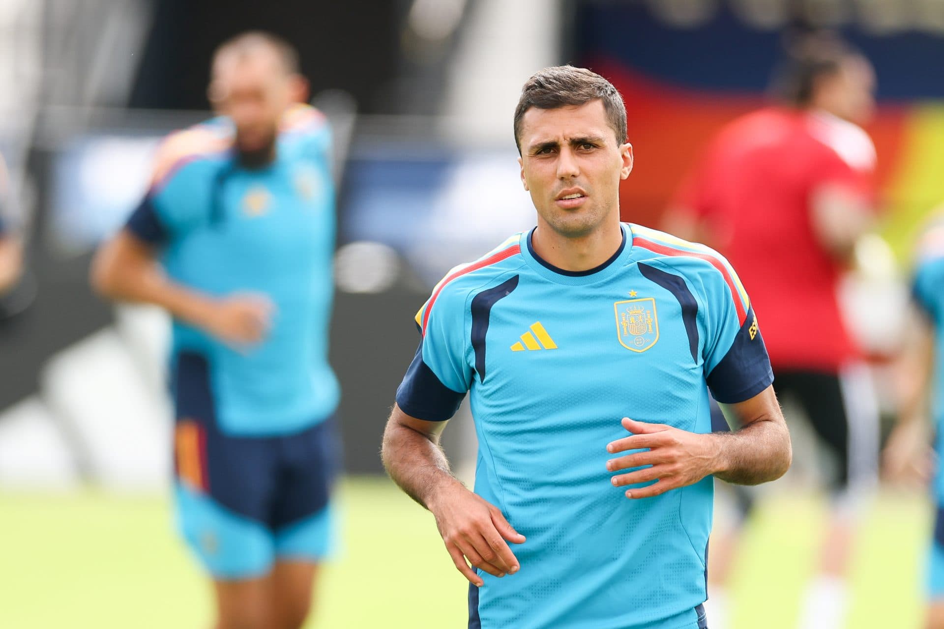 Real Madrid set to make first offer for Rodri as Manchester City stance emerges
