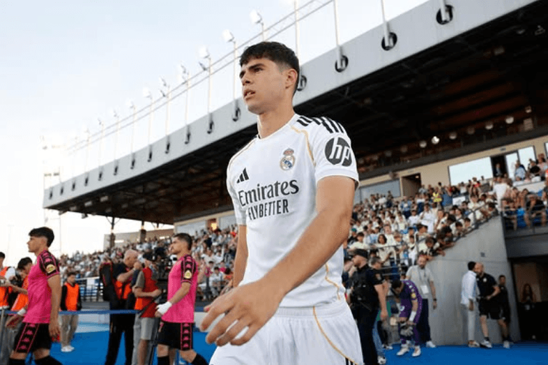 Real Madrid youth sensation participating in pre-season under Mourinho wanted by French club