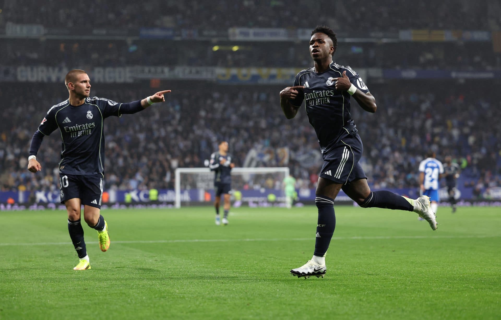 Arsenal exploring blockbuster summer move for Real Madrid contract rebel