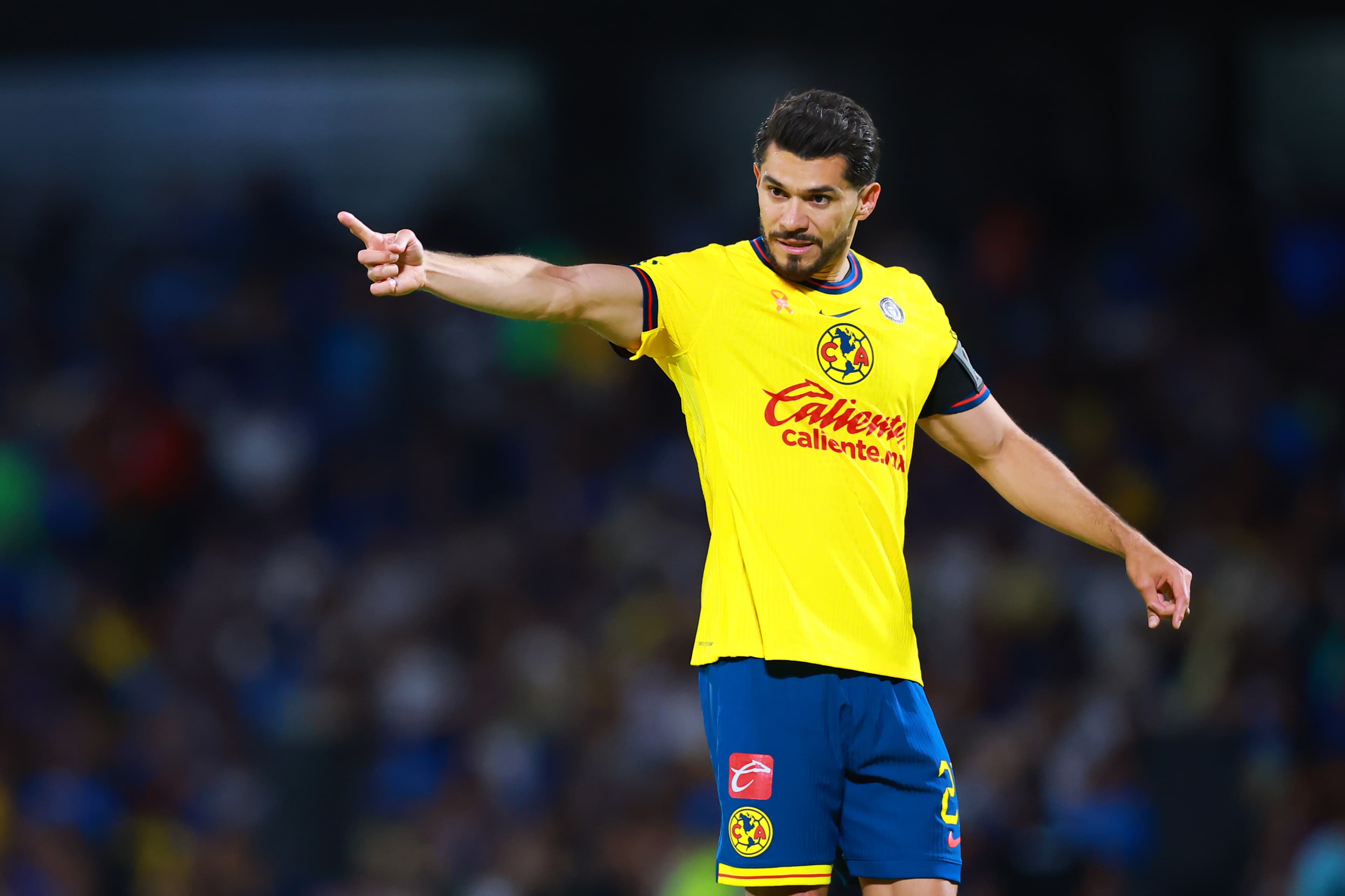 🎥 The BOMBA is back! Henry Martín grabbed the opener v Santos Laguna