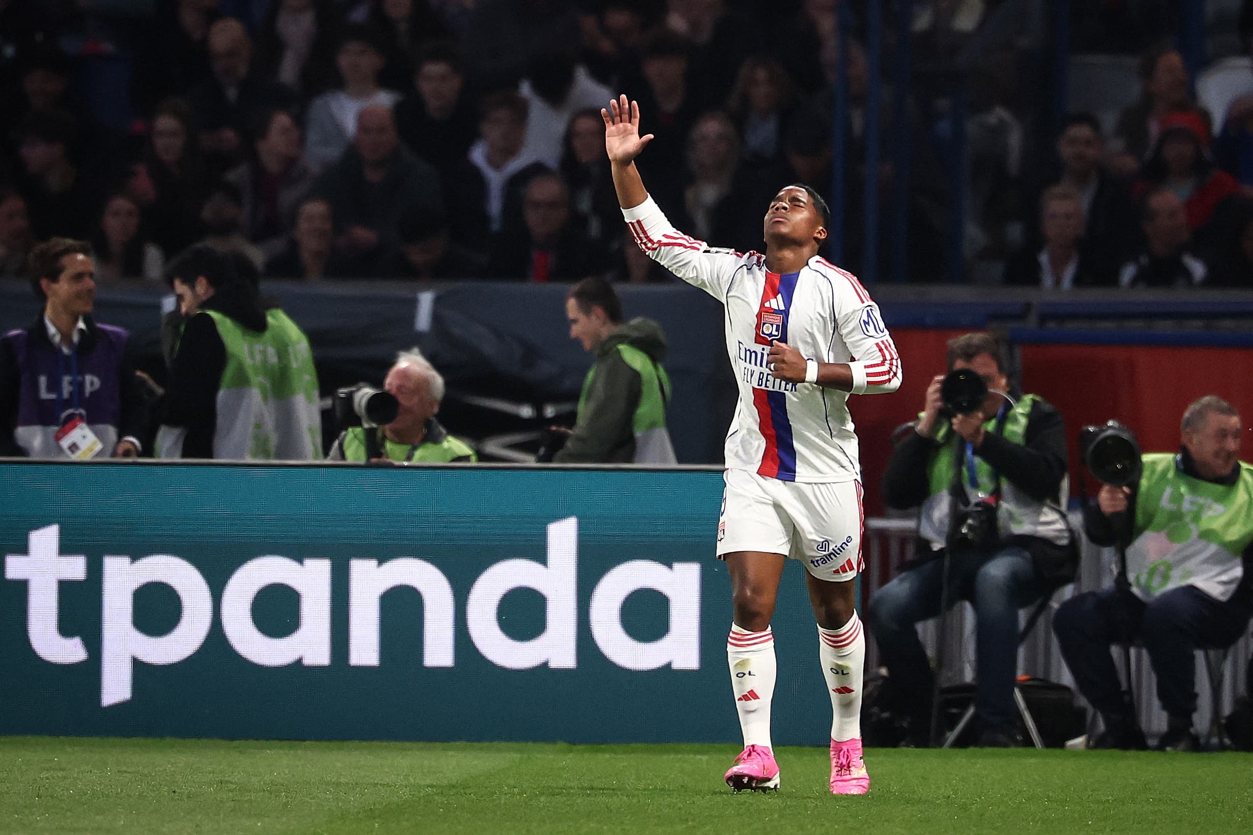 📹 Wants a World Cup spot! Endrick scores again, pressures Ancelotti