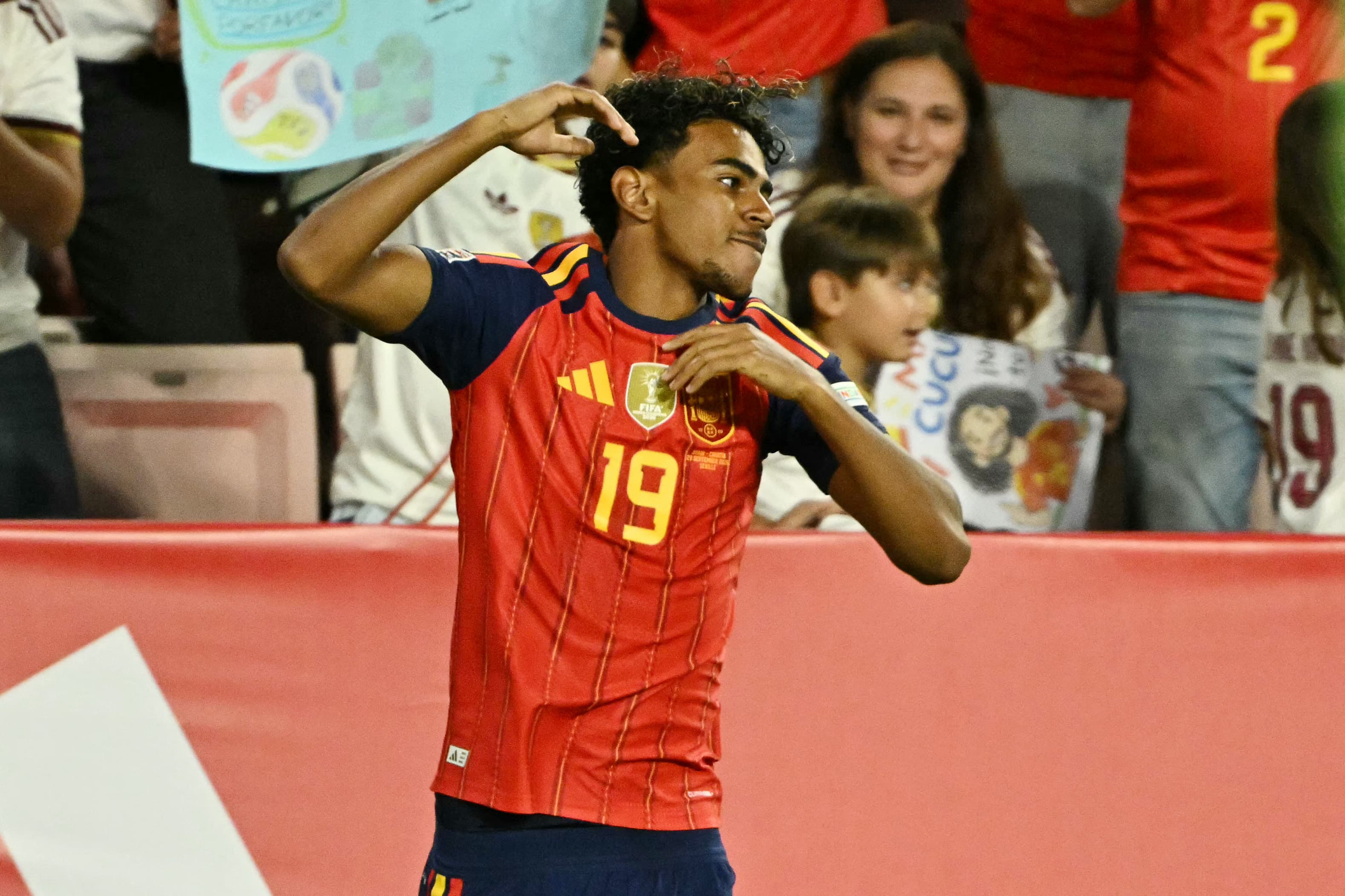 📸 Yamal continues Ballon d'Or form with brace vs. Croatia 🔥