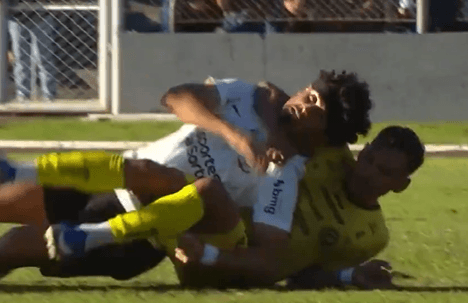 🎥 Corinthians friendly first half has judo moves and a near-goal, watch