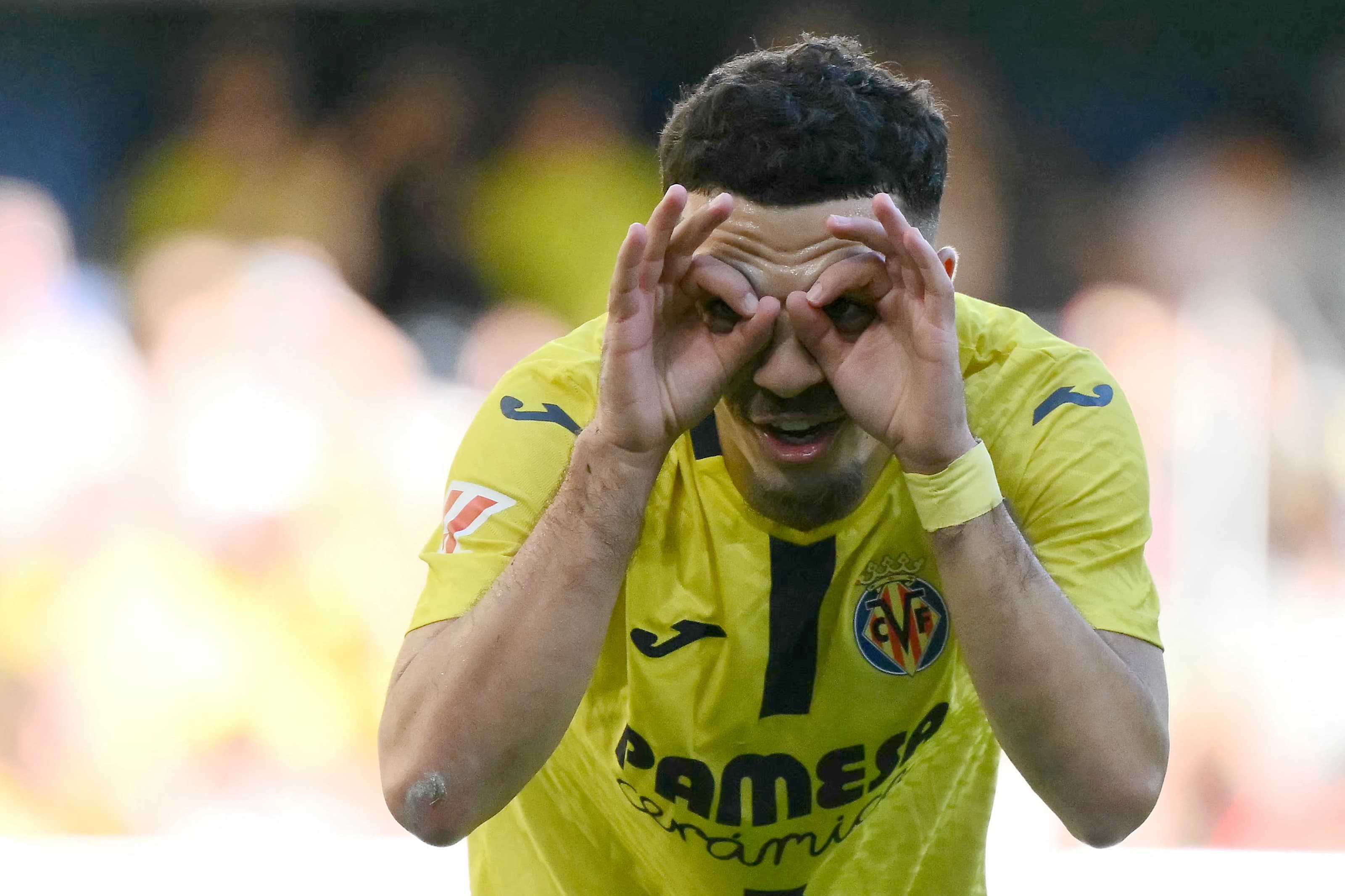 Mikautadze's clause rises to €78m amid Barça interest