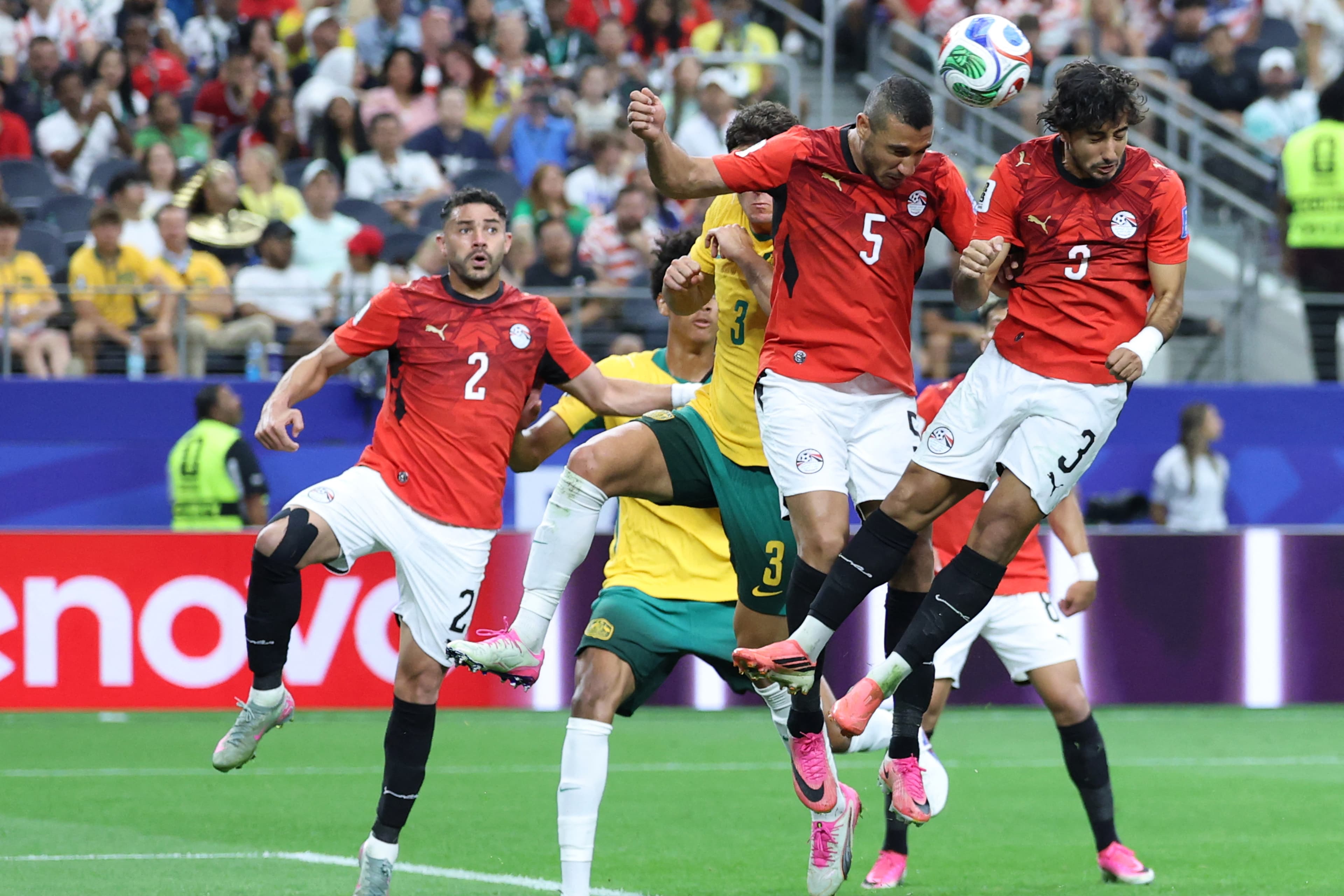 😱 Never seen before! Egypt defender makes unwanted history