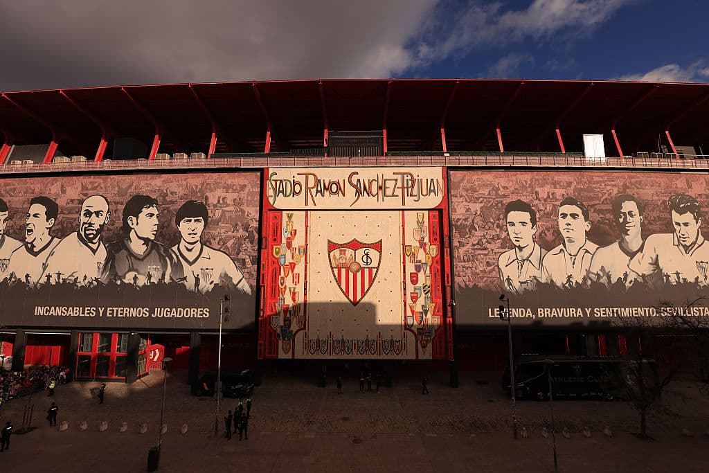 🚨 Castrín, Hjulmand, Barrios: confirmed line-ups for Sevilla-Atlético