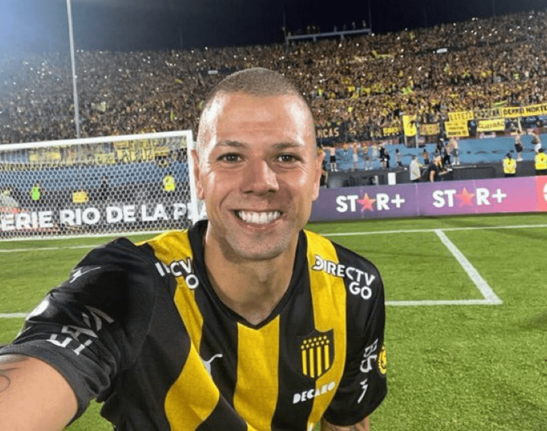 Bizarre: club confirms exit with video of defender's blunders!