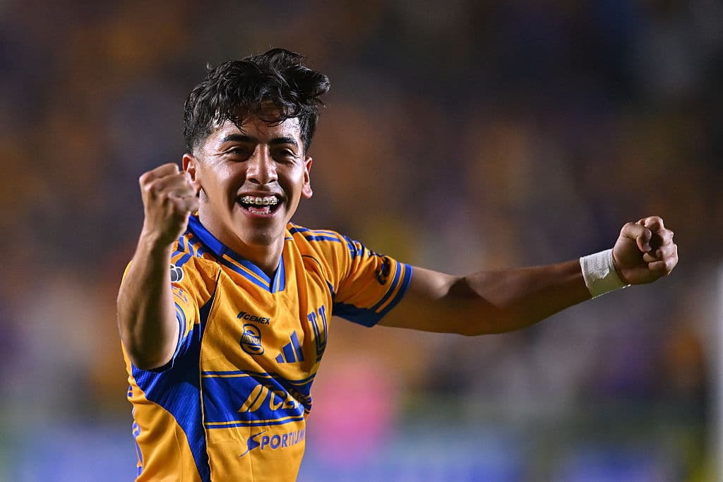 Tigres thrash Chivas again, leave them on the ropes in play-offs