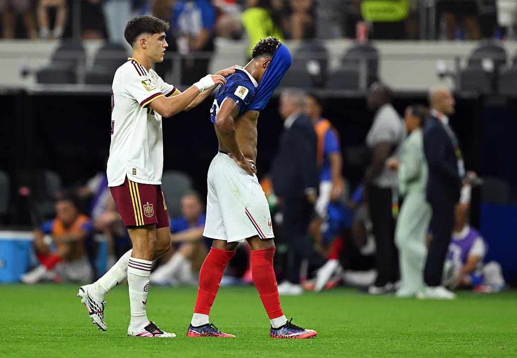 📹 Spain see off France with olés, reach Cup final after 16 years