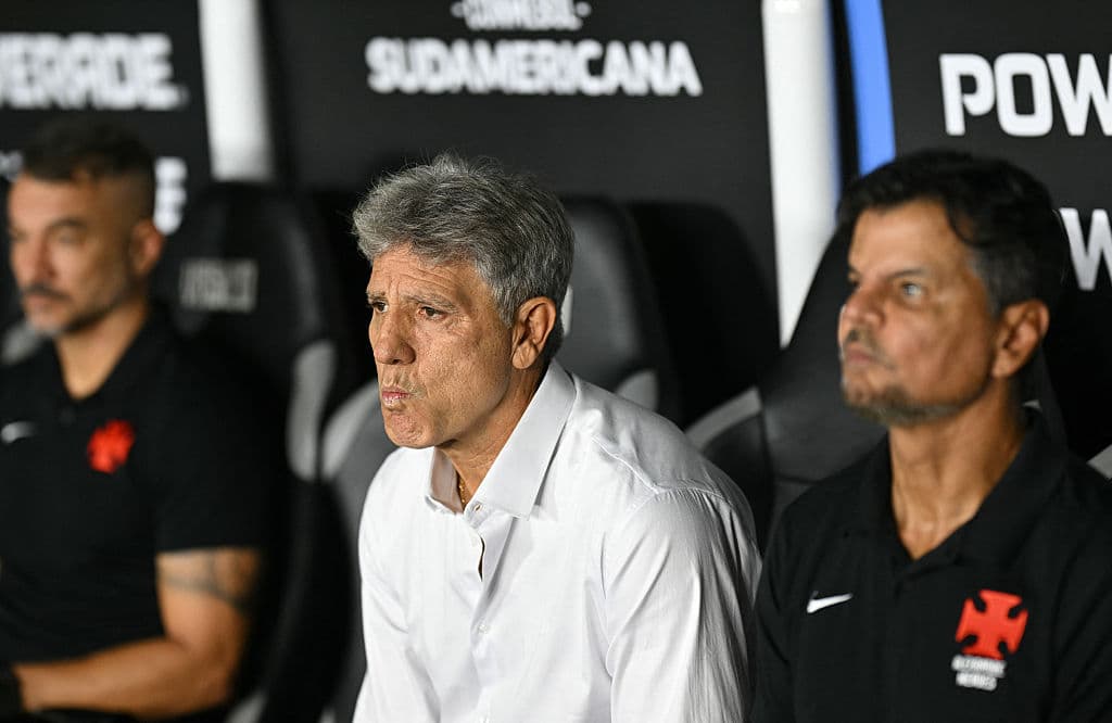 Still without a first choice, Vasco seek agreement on Renato replacement