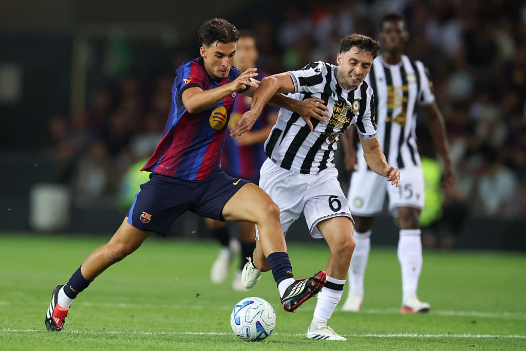 Udinese stun a lacklustre Barça in stoppage time