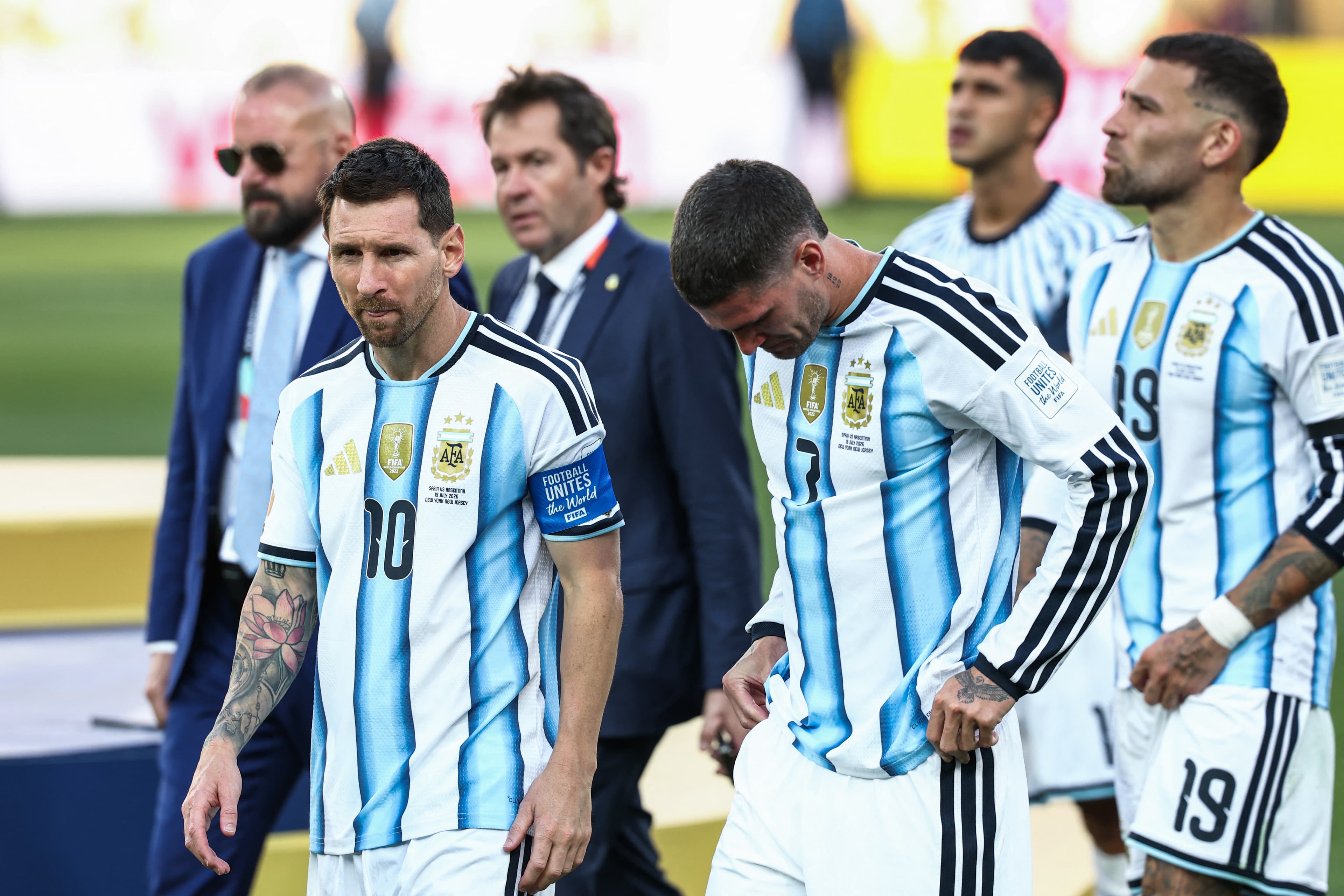 😡 Argentina image that angered Spain: they turned their backs!