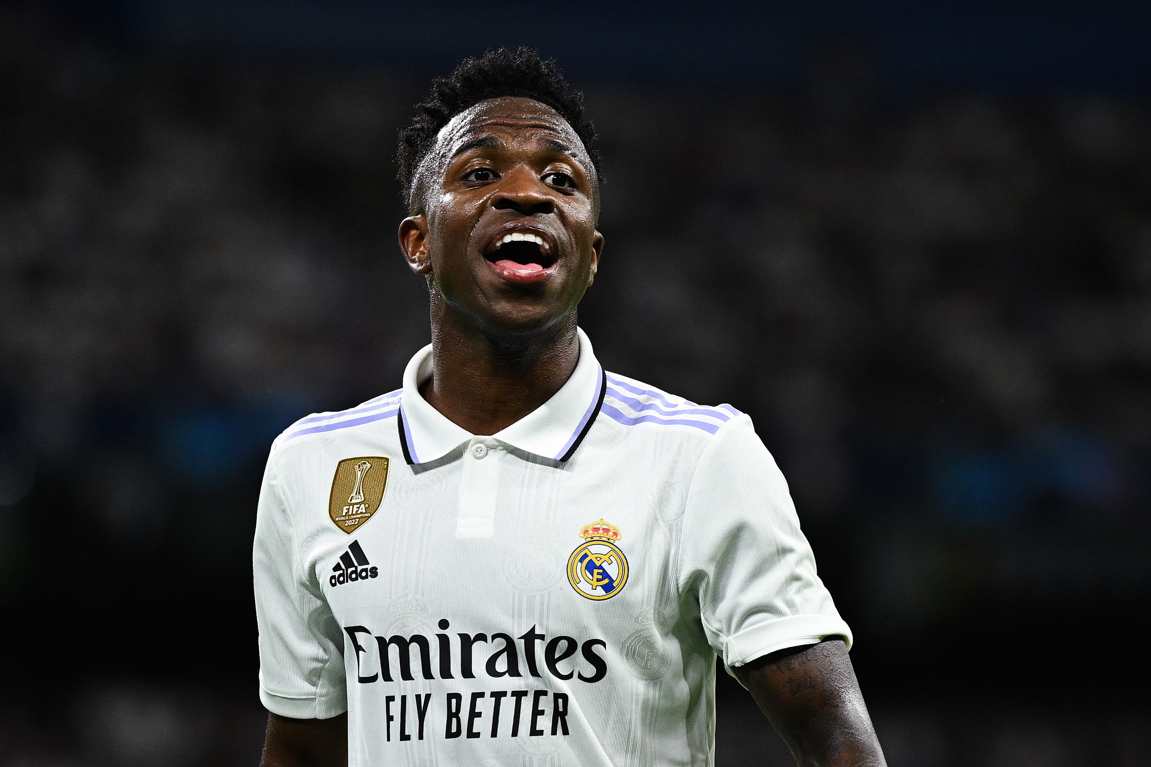 🚨 Official: Vinicius Jr signs a new Real Madrid deal!