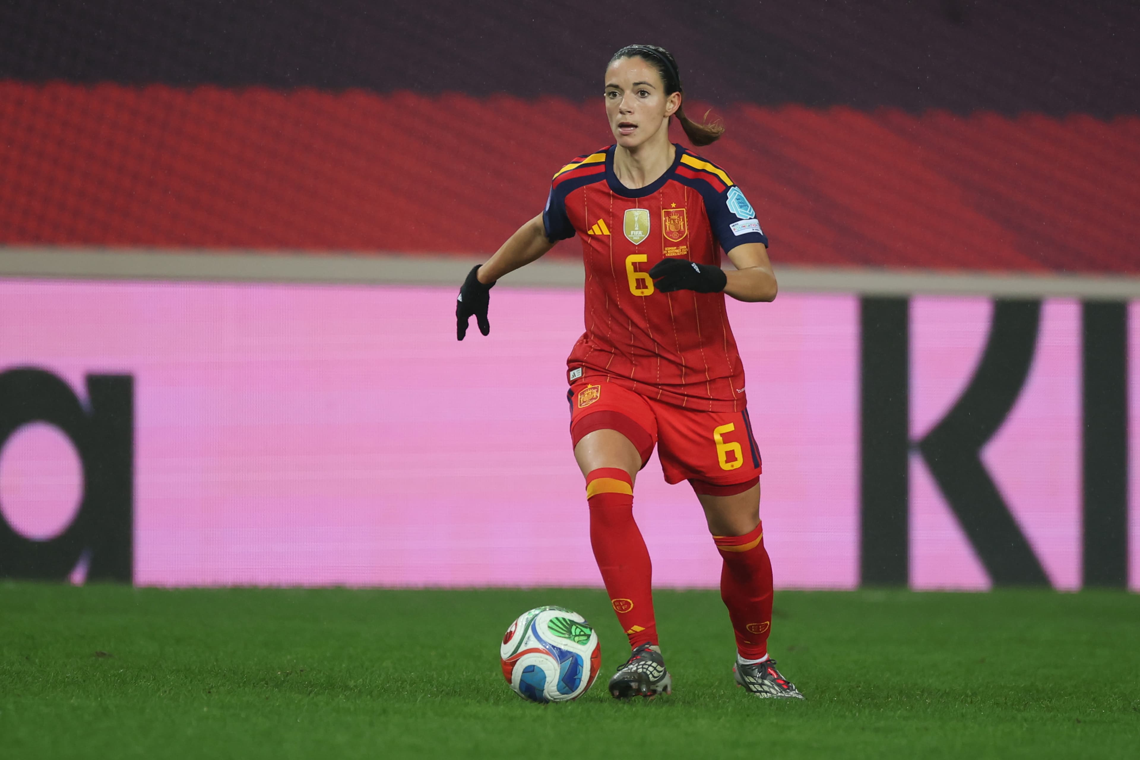 🇪🇸 Aitana Bonmatí heads Spain squad for England and Iceland