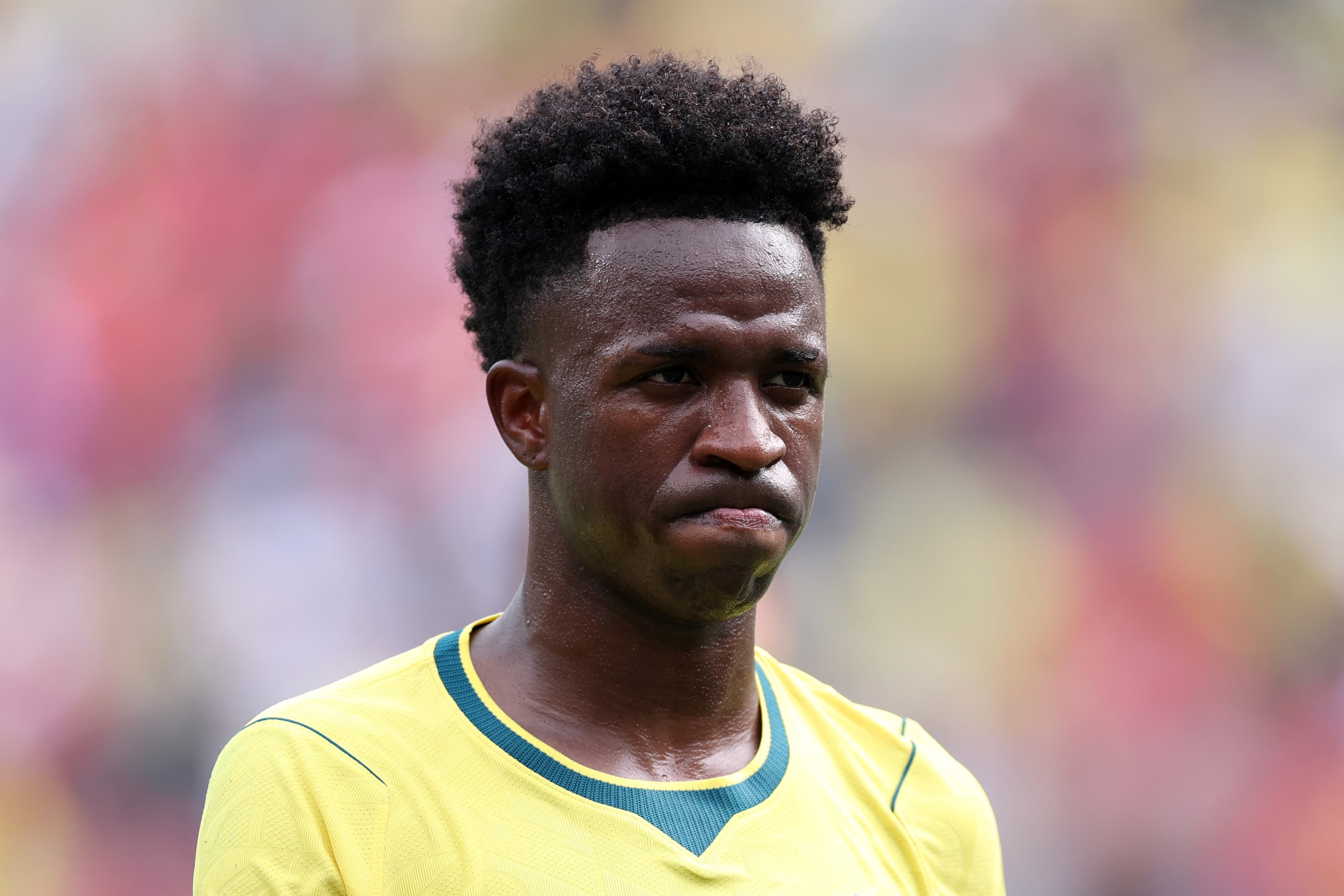 👀 Come back stronger? Vini Jr. makes promise to all Brazil
