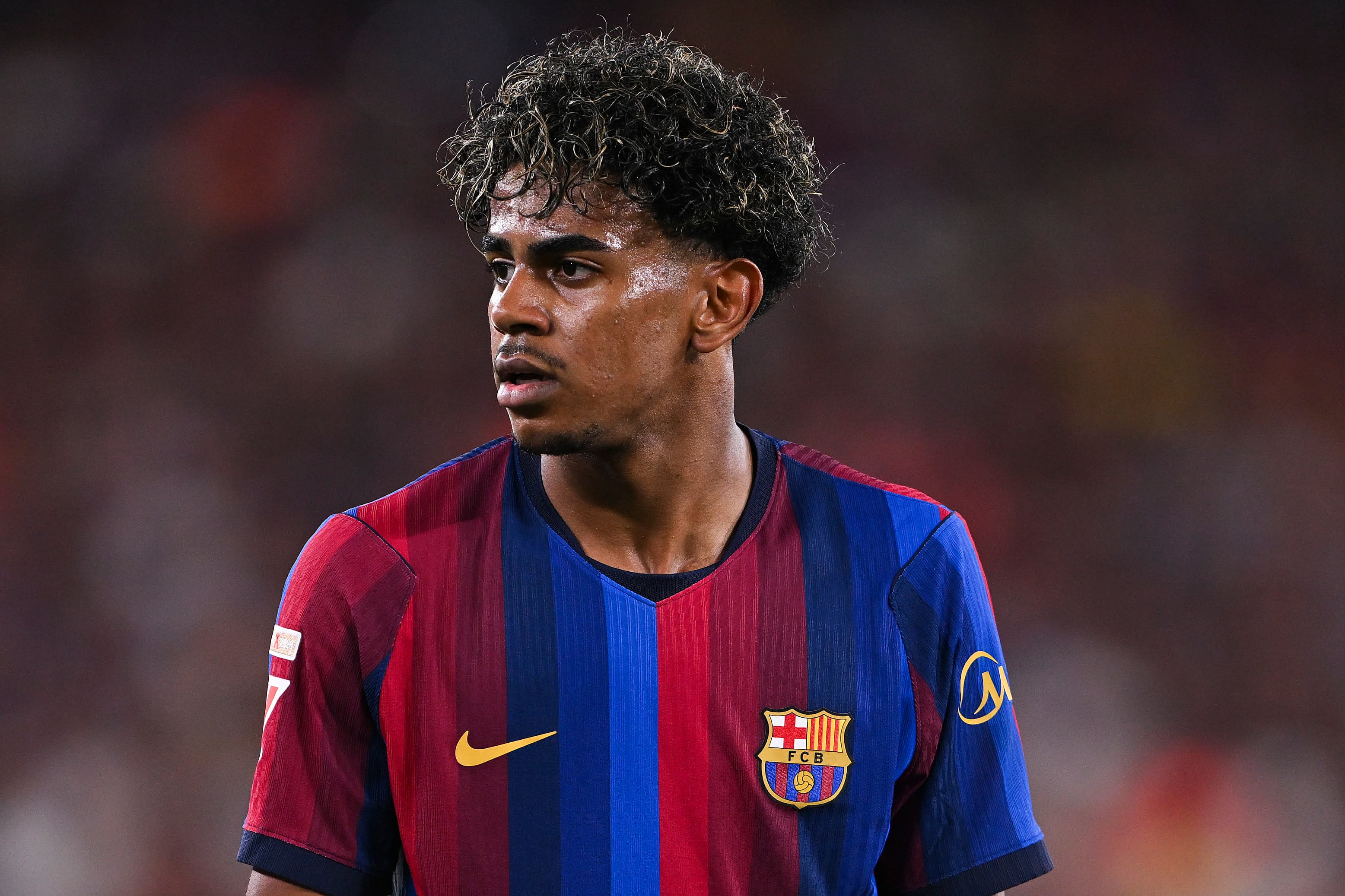 🚨 Breaking: Lamine Yamal absent from Barcelona training