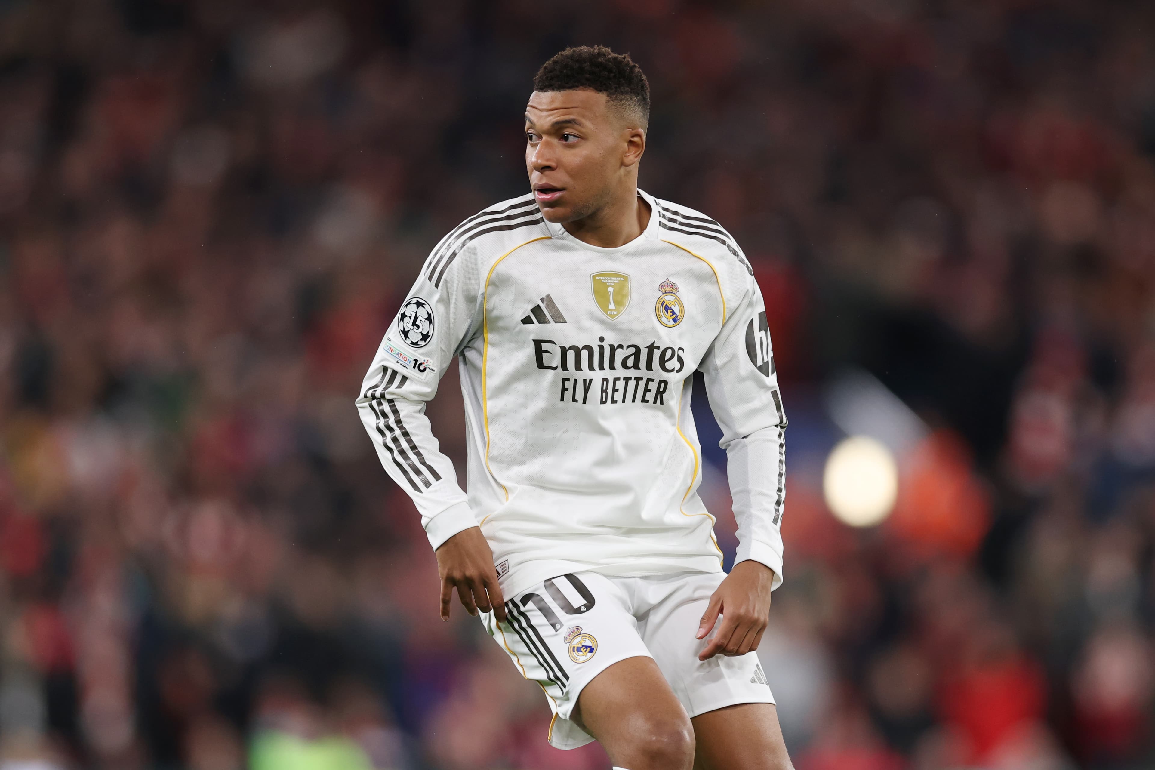 📺 Summer football on OneFootball 📲 Real, Liverpool, PSG and more 🤩