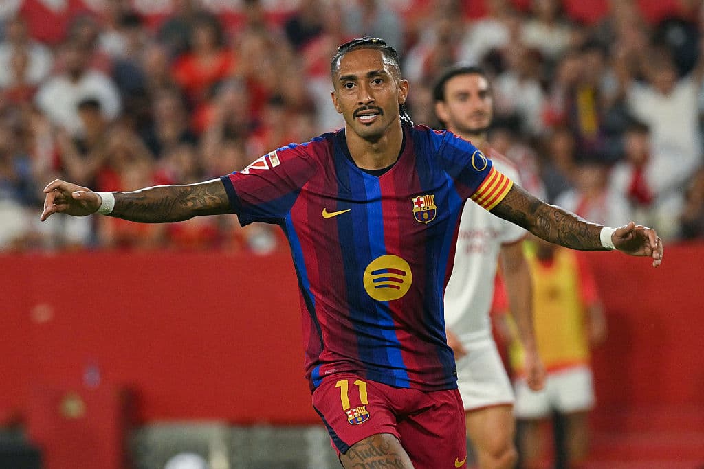 Brazil's new 9️⃣? Raphinha hits another hat-trick for Barcelona