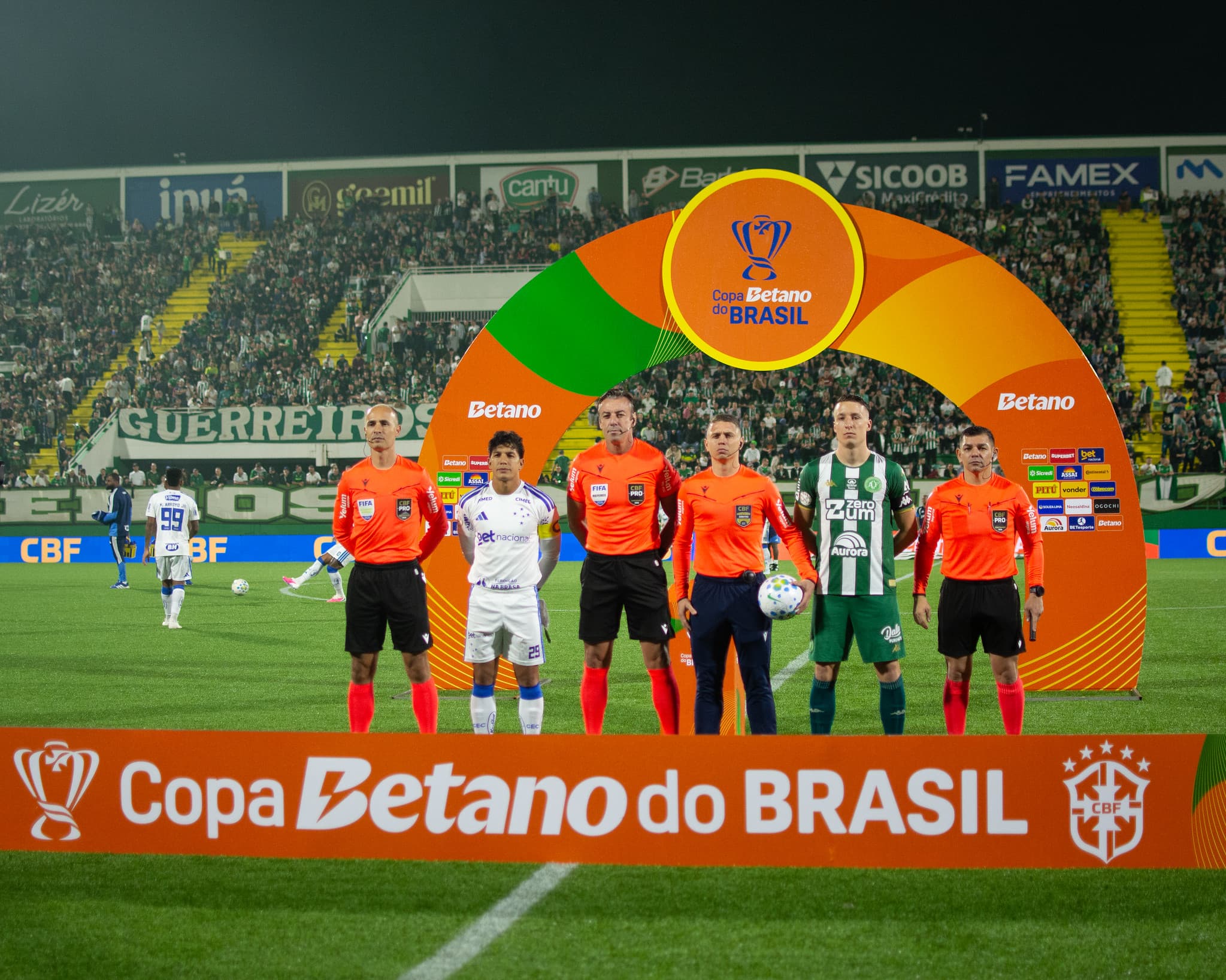 📹 Semi-automated? Disallowed goal sparks Copa do Brasil row; watch