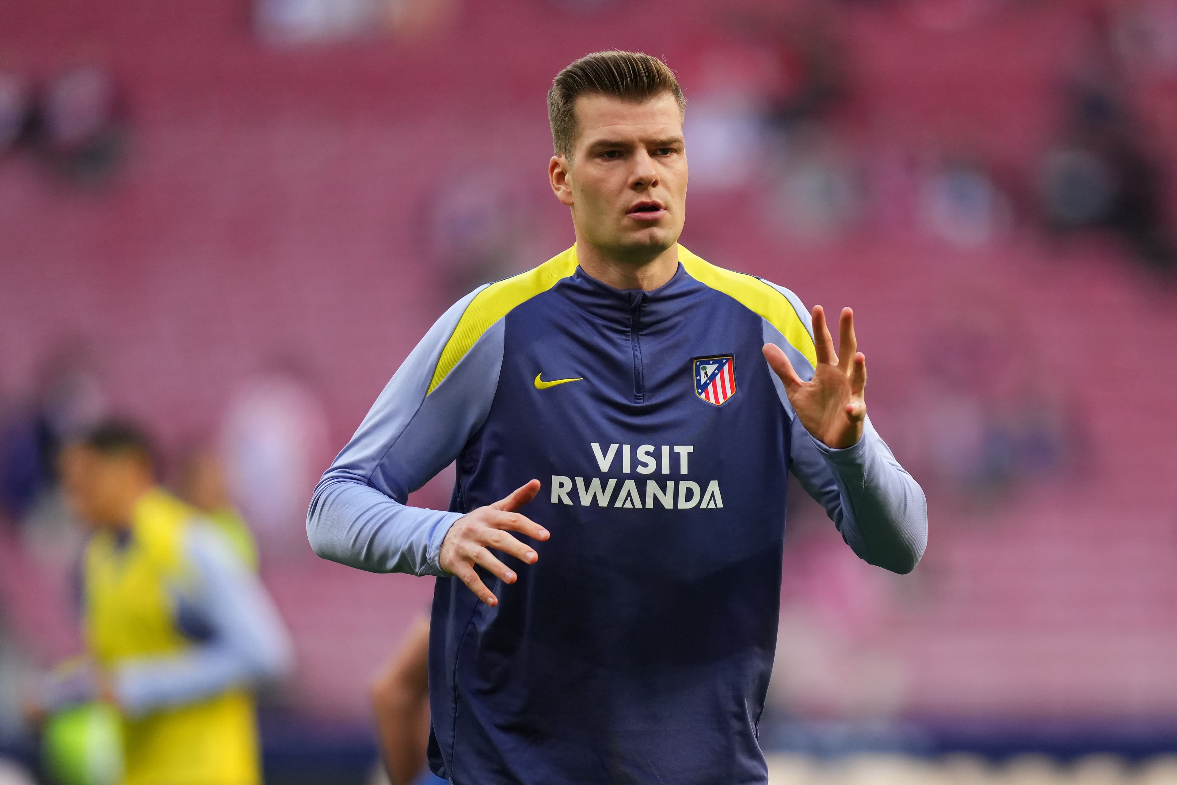 🚑 Atleti confirm the bad news, Sørloth out with a muscle injury