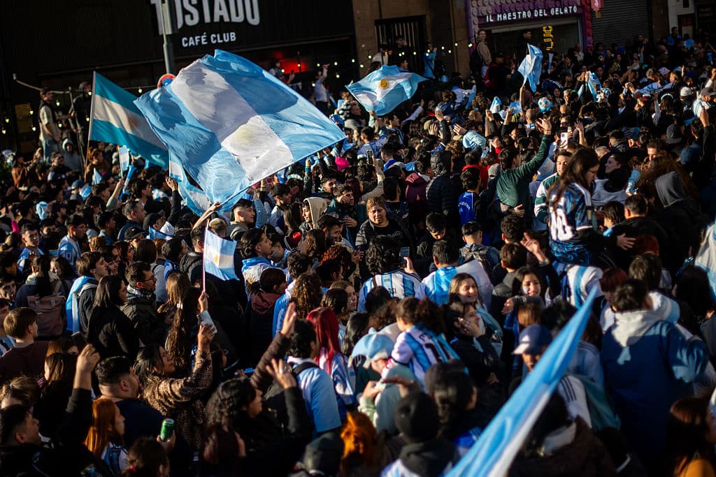 🎥 From Atlanta to Buenos Aires, World Cup madness, Tuesday's best 🤣