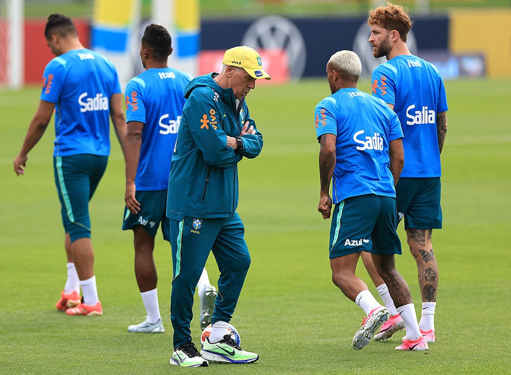 🤔 Who deserves a start for Brazil against Egypt? Have your say!
