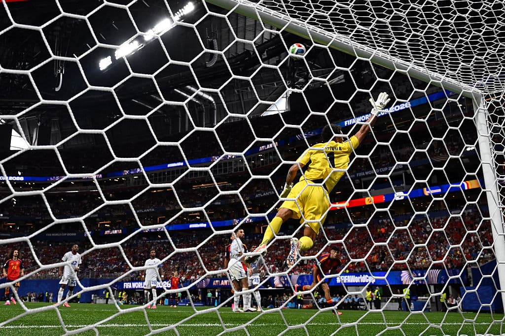 🤩Vozinha and his match against Spain, straight out of anime