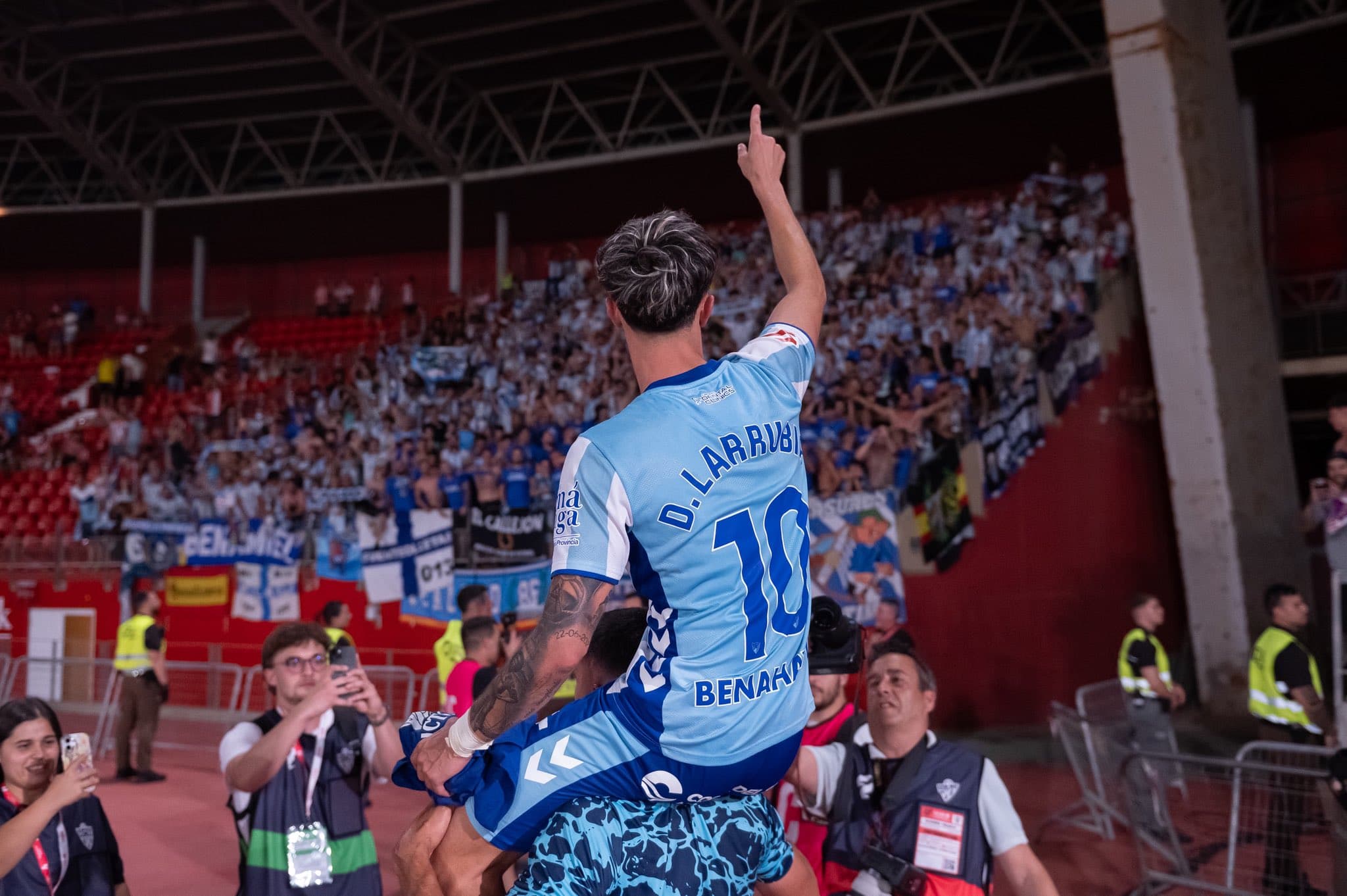 Beyond the World Cup... 5️⃣ stories shaping Sunday