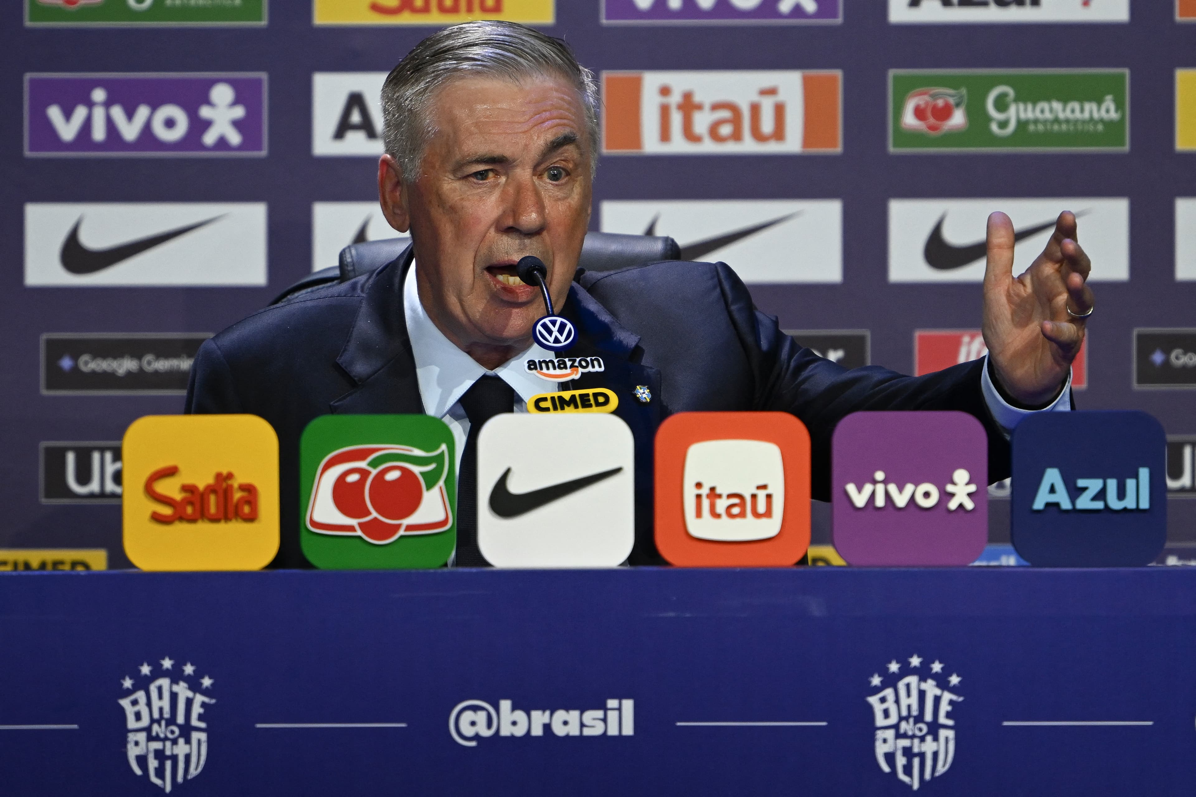 Brazil squad report on Wednesday for Copa, CBF assess Neymar