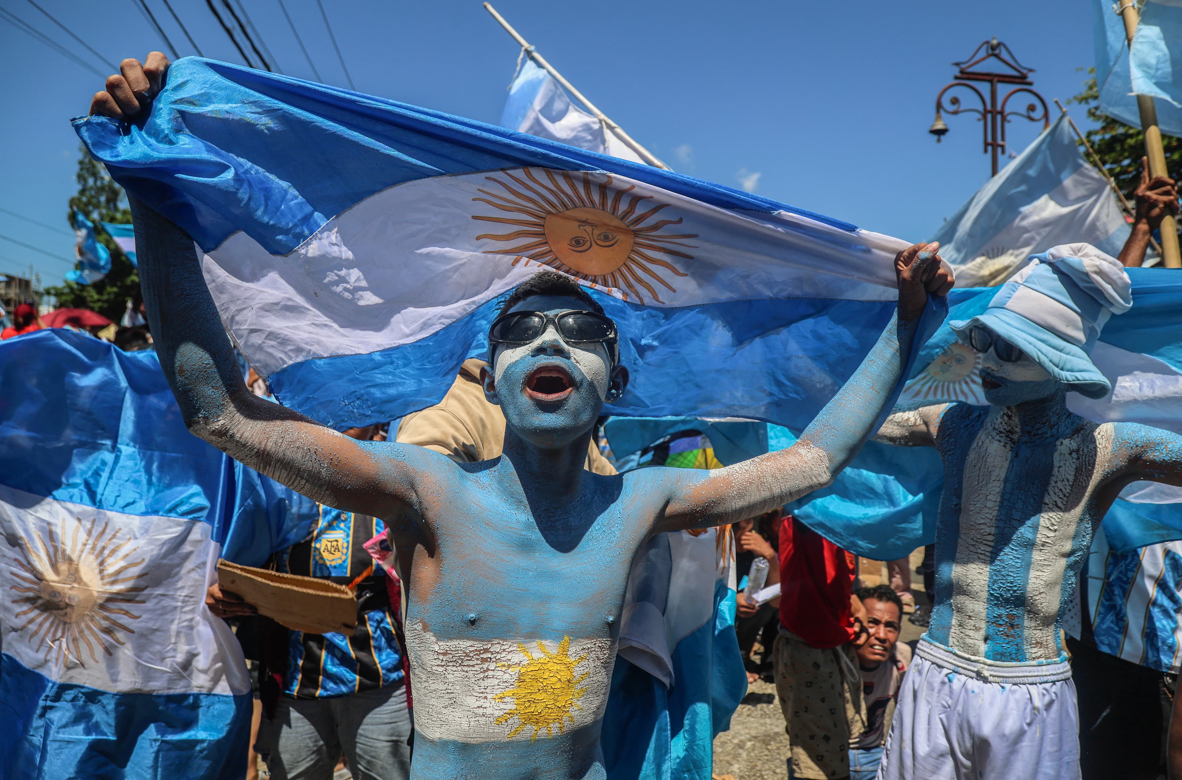 World Cup final prep! In Argentina, voodoo dolls with meal deals