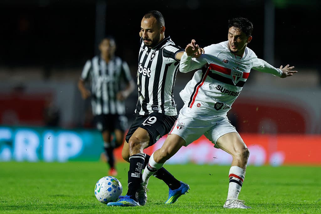 📹 Botafogo snatch late draw, São Paulo 8 games without a win