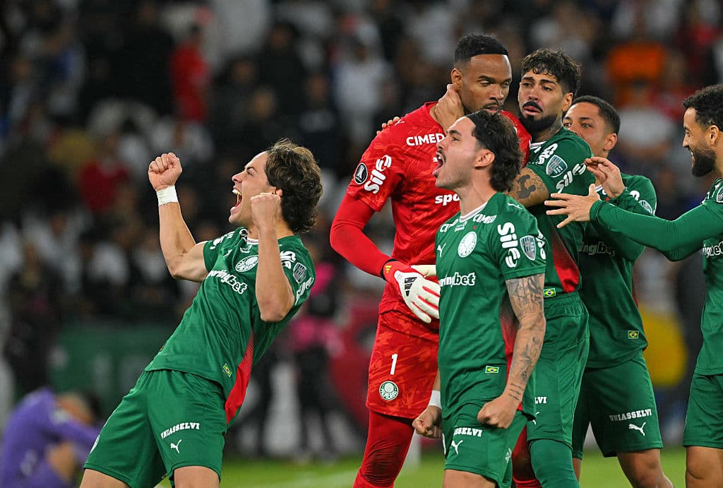 🚨 Right now: Copa Libertadores semi-finals