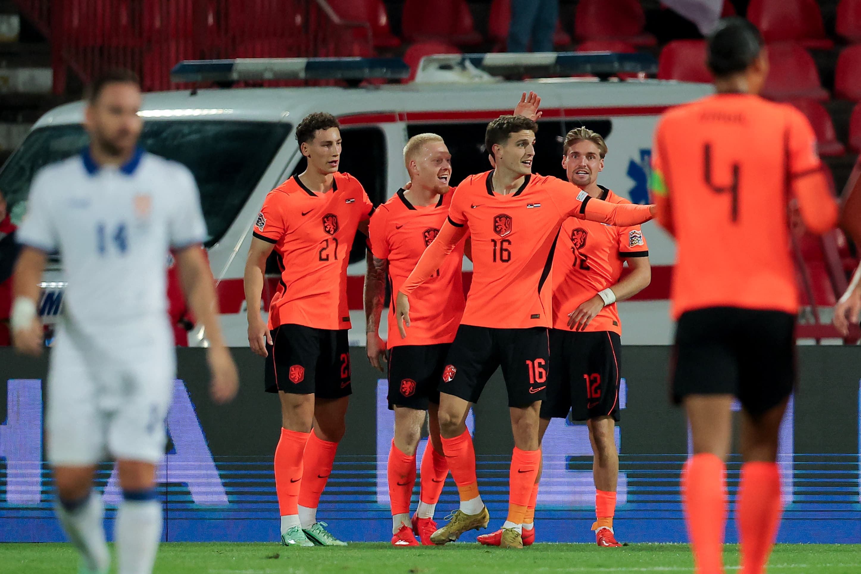 Nations League: First win for Xavi; Austria and Denmark deliver