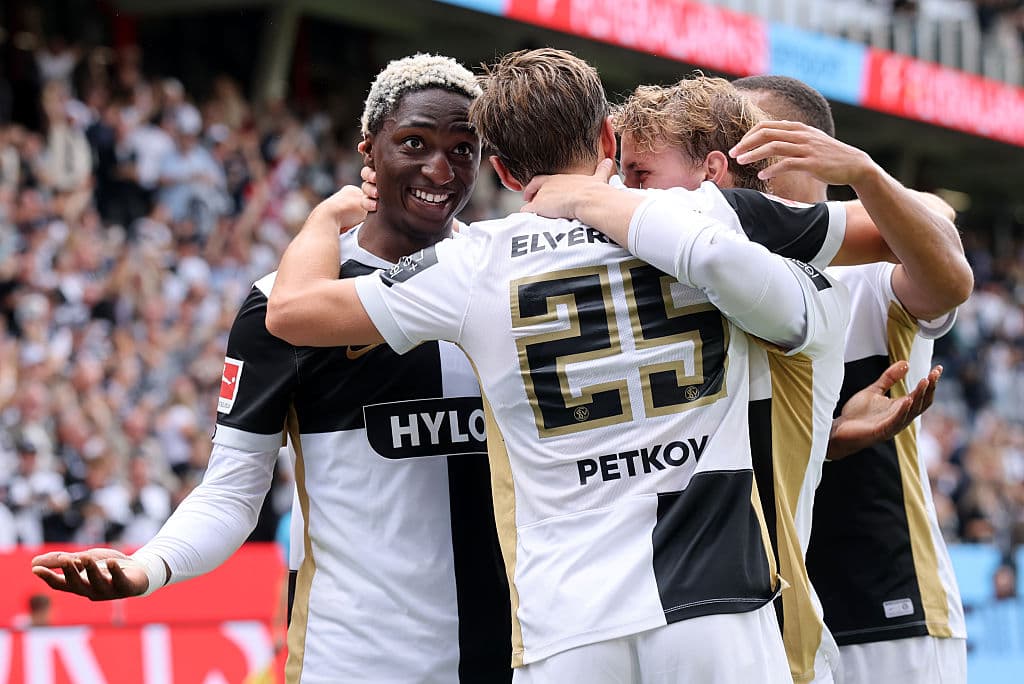 First huge shock: Bundesliga newcomers beat Bayer Leverkusen 😱