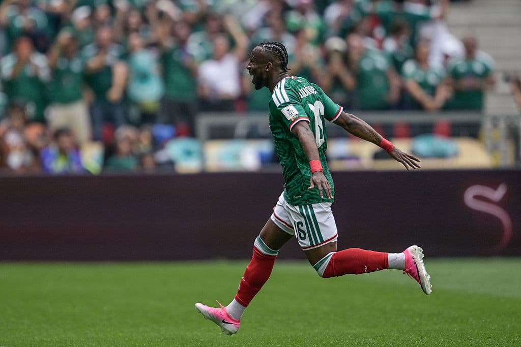 🎥 South Africa served cold: Mexico star gets revenge after 16 years!