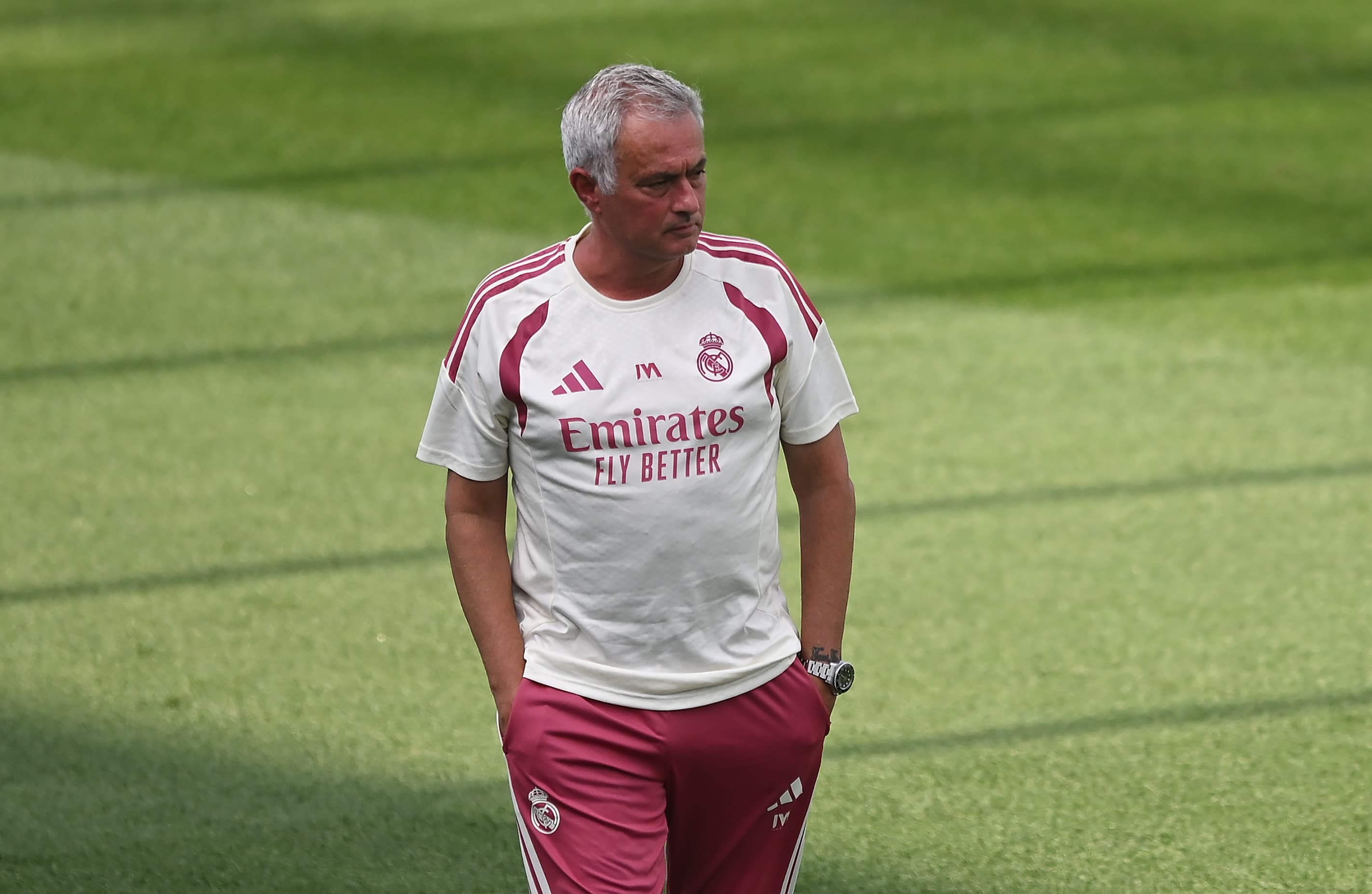 ☕️ Mourinho’s Madrid take centre stage, Infantino backtracks, 5️⃣ stories