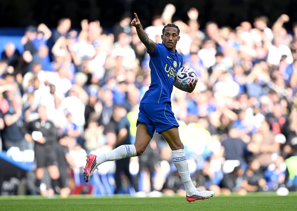 ⚽️🅰️ João Pedro stakes claim for PL's best with another key performance