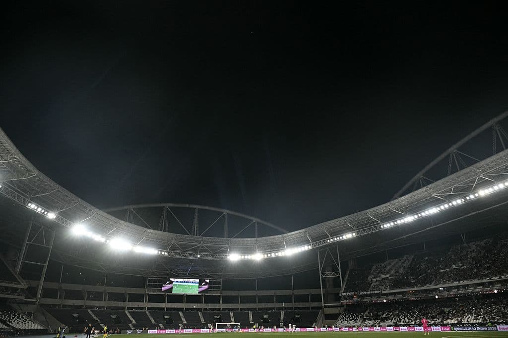 📋 Botafogo and Fluminense set for derby at Nilton Santos